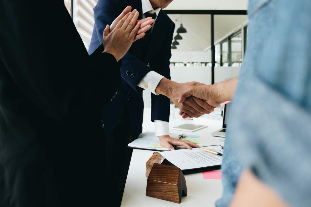 Benchmark relation client